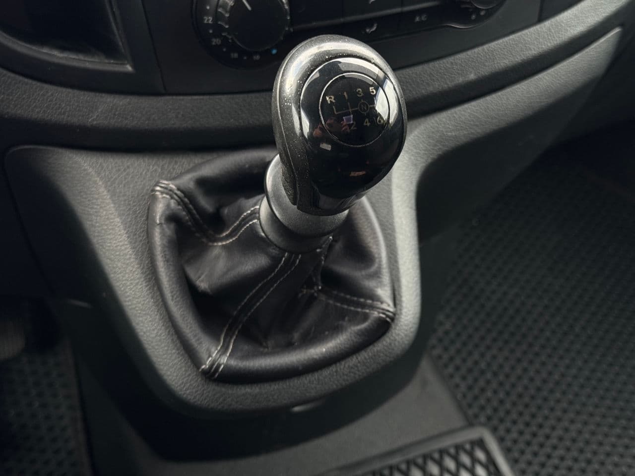 Mercedes Vito 2015 — Миниатюра 12