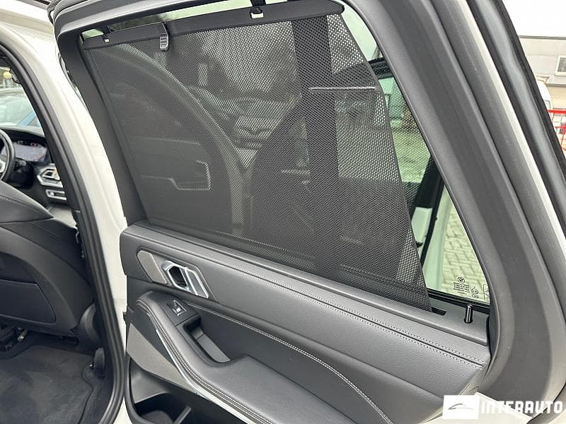 2020 BMW X5 4.0i — Miniatură 16