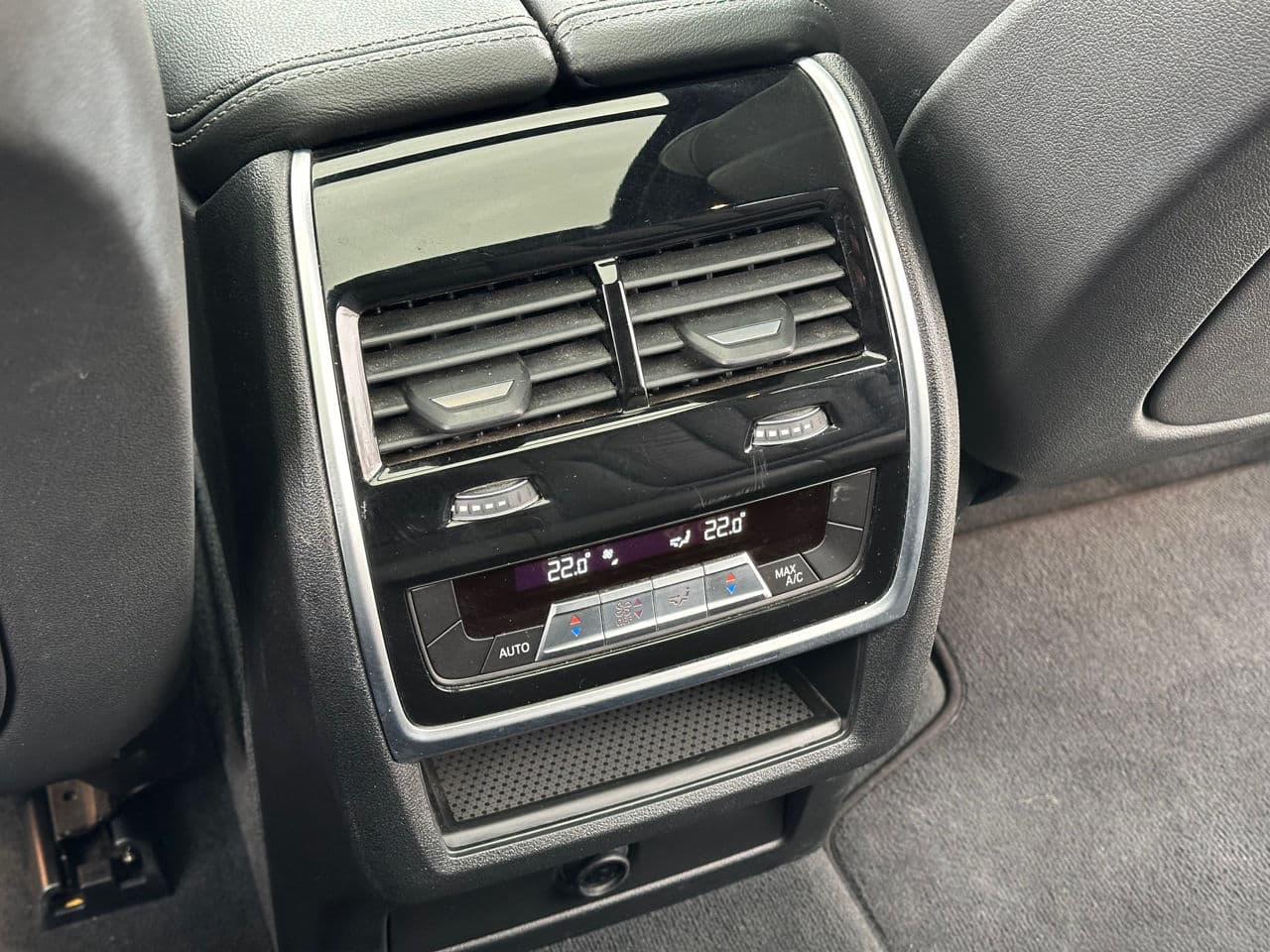 2020 BMW X5 4.0i — Miniatură 18