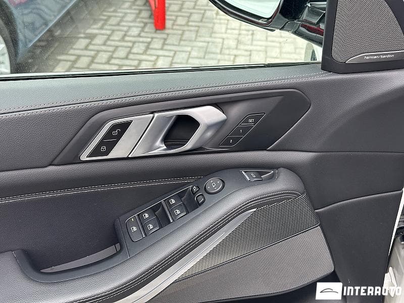 2020 BMW X5 4.0i — Miniatură 15