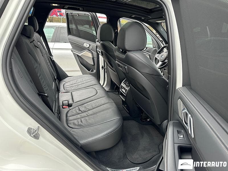 2020 BMW X5 4.0i — Miniatură 20