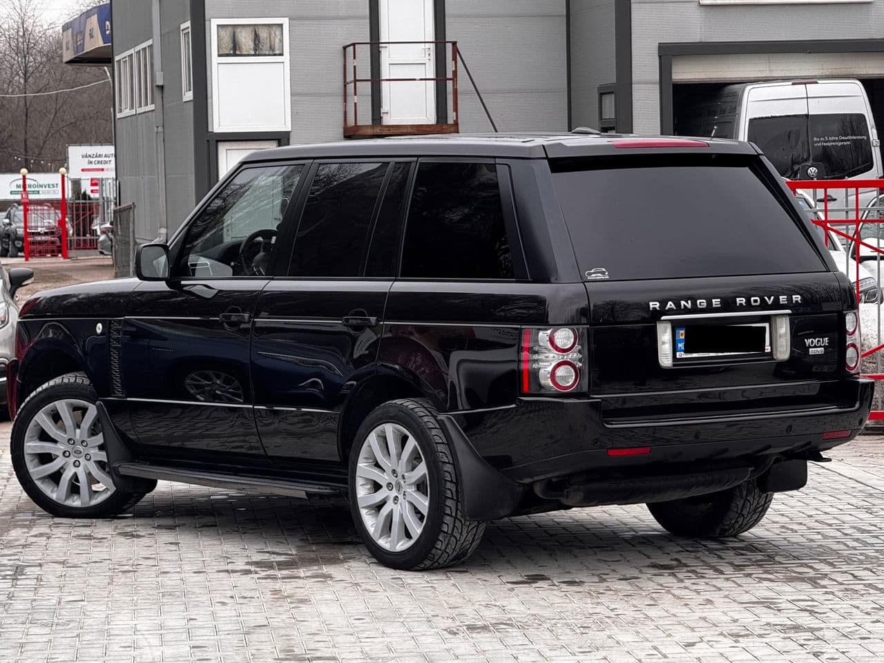 Land Rover Range Rover Vogue 2011 — Миниатюра 3