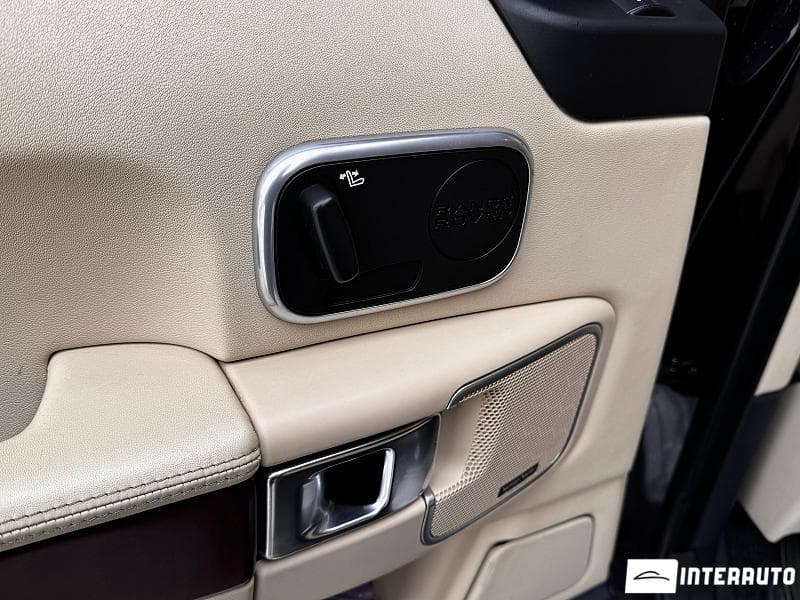 Land Rover Range Rover Vogue 2011 — Миниатюра 13