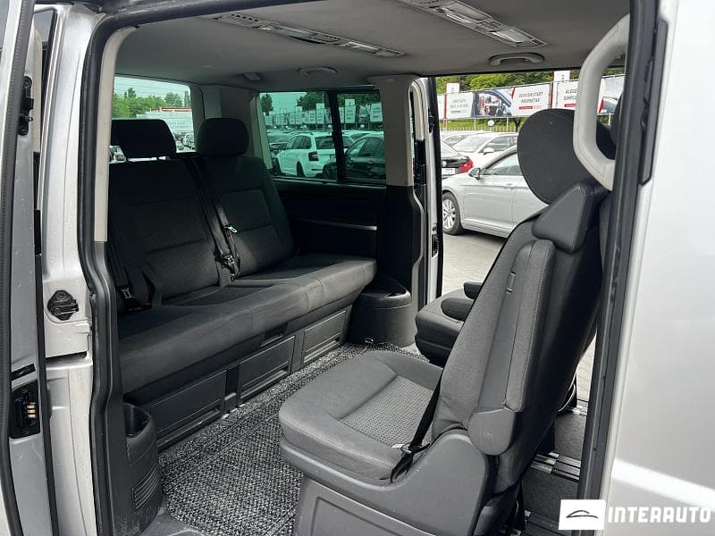 Volkswagen Multivan 2004 — Миниатюра 6