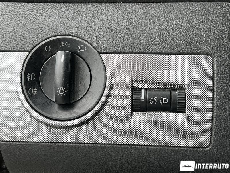 Volkswagen Multivan 2004 — Миниатюра 15