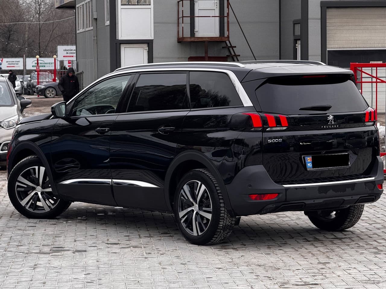 Peugeot 5008 2018 — Миниатюра 2