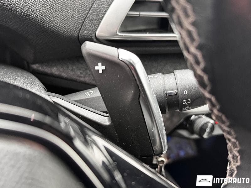 Peugeot 5008 2018 — Миниатюра 13