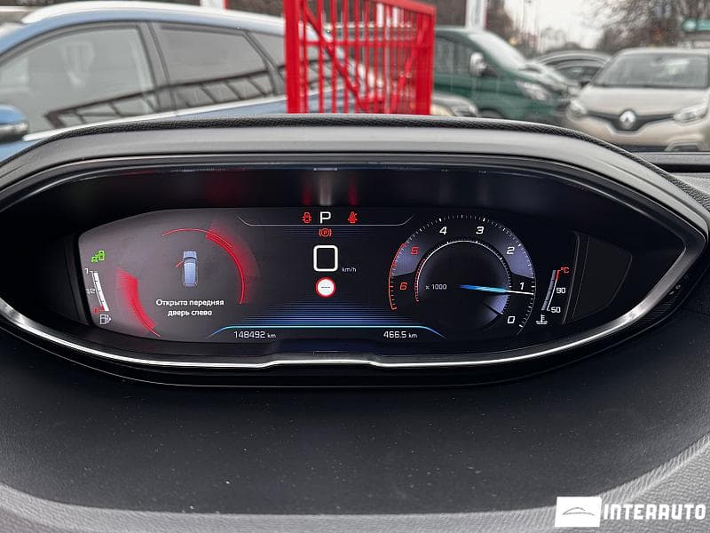 Peugeot 5008 2018 — Миниатюра 9
