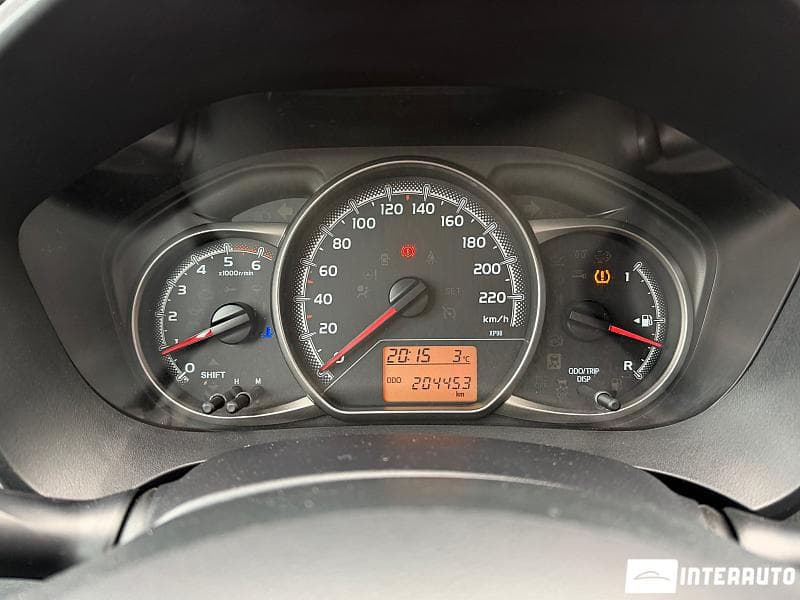 Toyota Yaris 2014 — Миниатюра 10