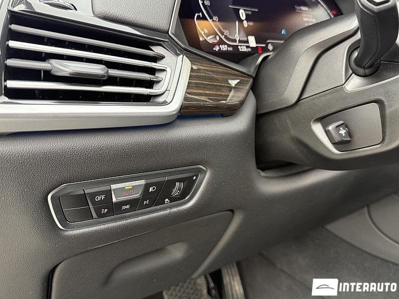 2023 BMW X5 4.5e — Miniatură 23