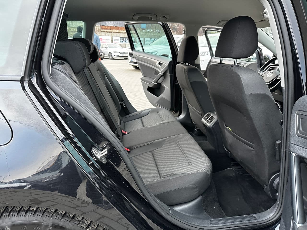 Volkswagen Golf 2018 — Миниатюра 14