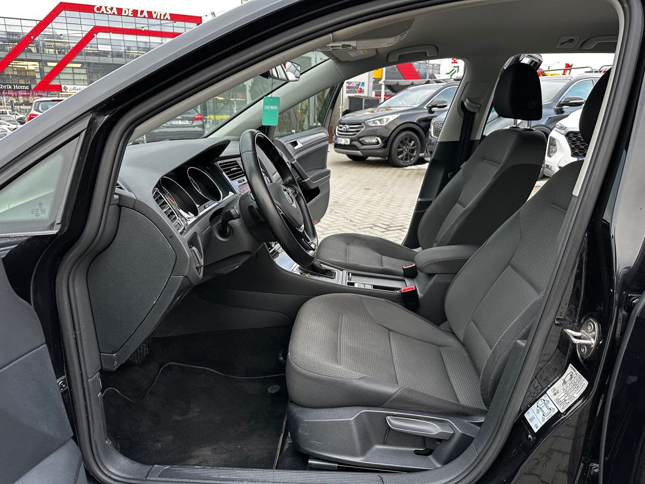 Volkswagen Golf 2018 — Миниатюра 5