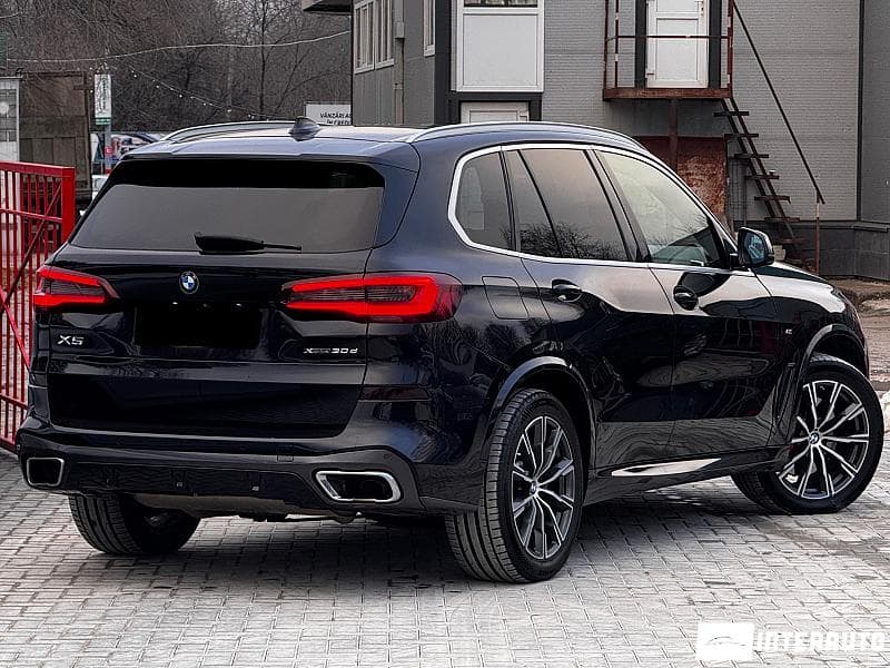 BMW X5 3.0D 2021 — Миниатюра 3