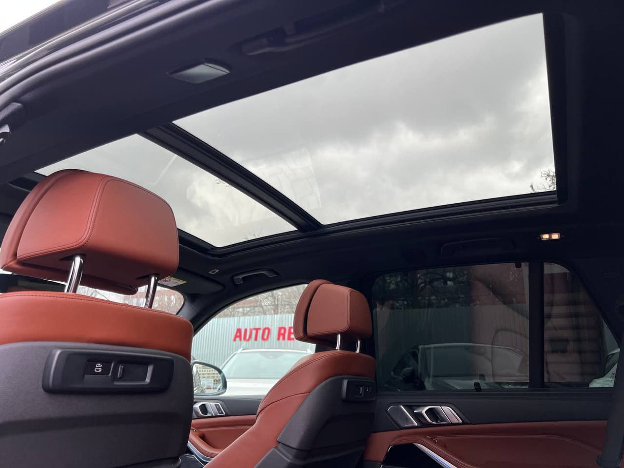 2023 BMW X5 4.5e — Miniatură 23