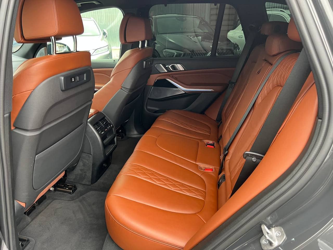 2023 BMW X5 4.5e — Miniatură 22