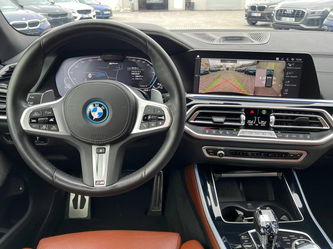 2023 BMW X5 4.5e — Miniatură 10