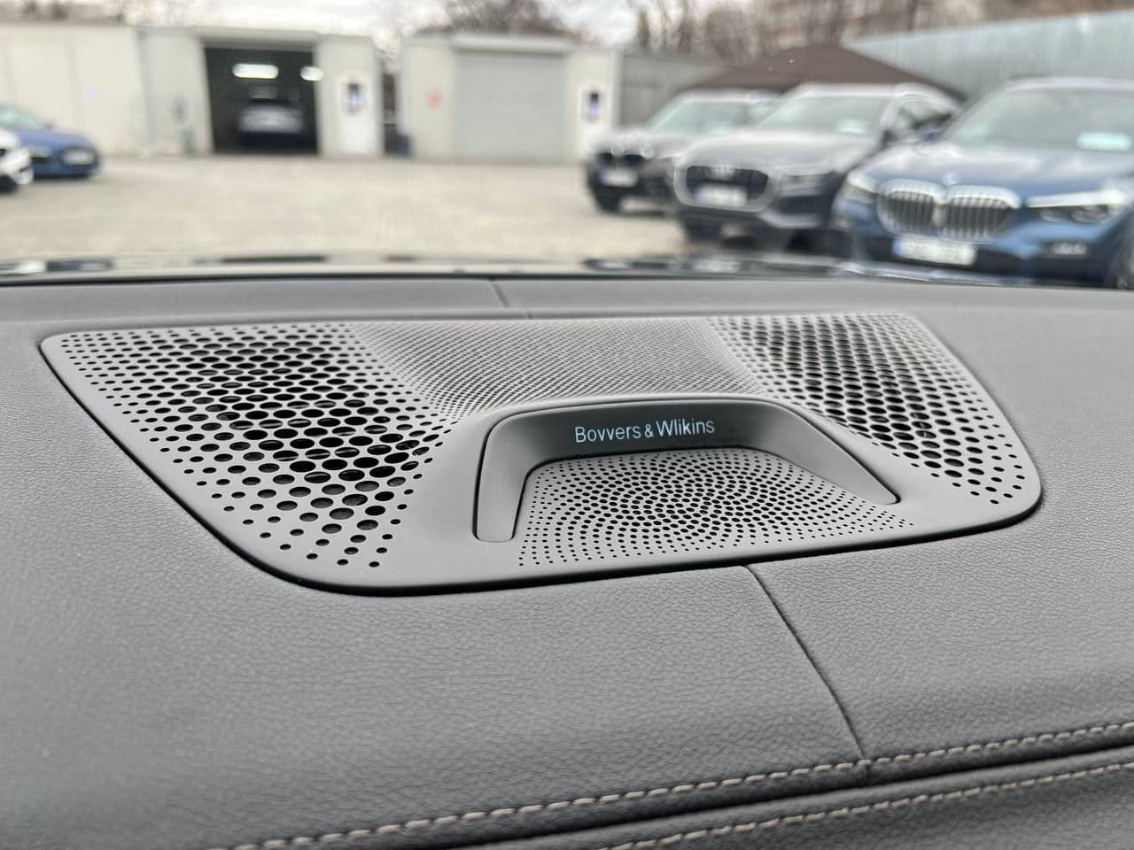2023 BMW X5 4.5e — Miniatură 12