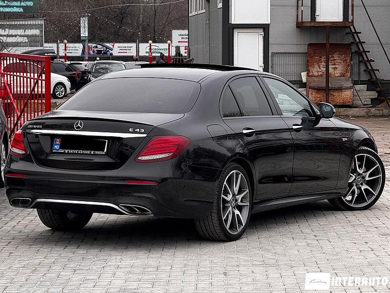 Mercedes E 43 AMG 2017 — Миниатюра 3