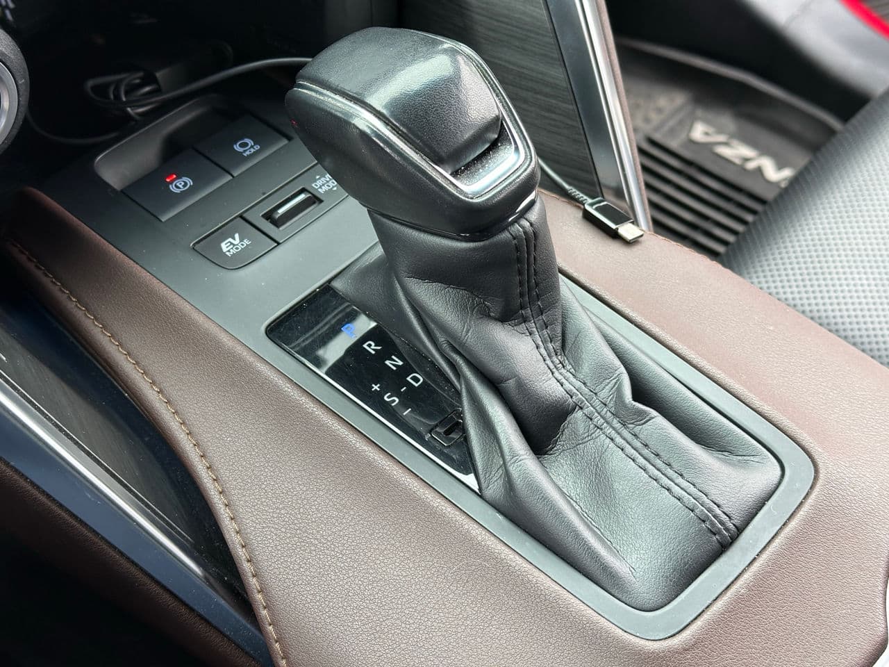Toyota Venza 2020 — Миниатюра 11