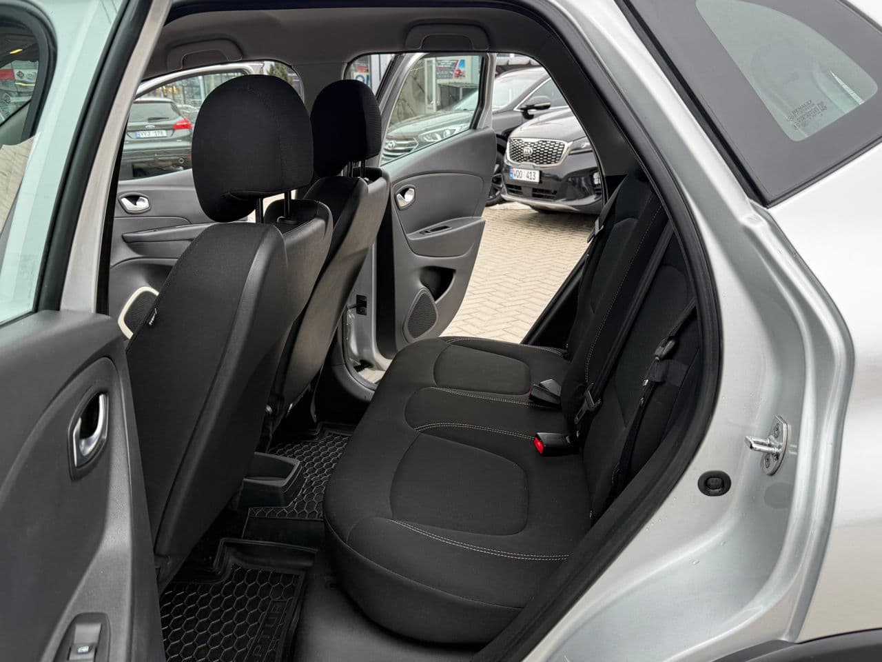 Renault Captur 2018 — Миниатюра 12