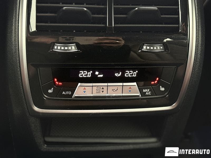 2023 BMW X7 4.0i — Miniatură 25