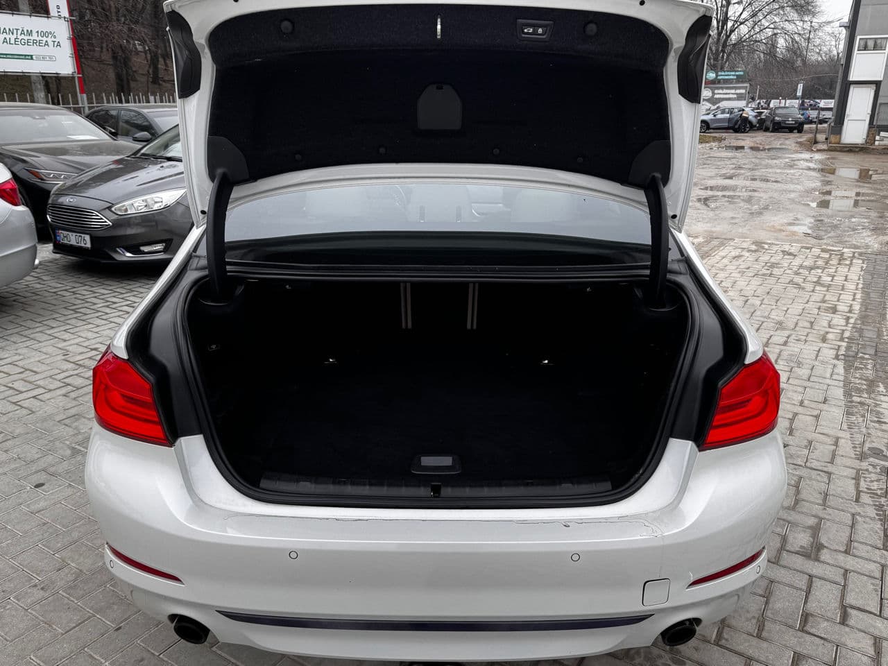 BMW 530e 2018 — Миниатюра 23