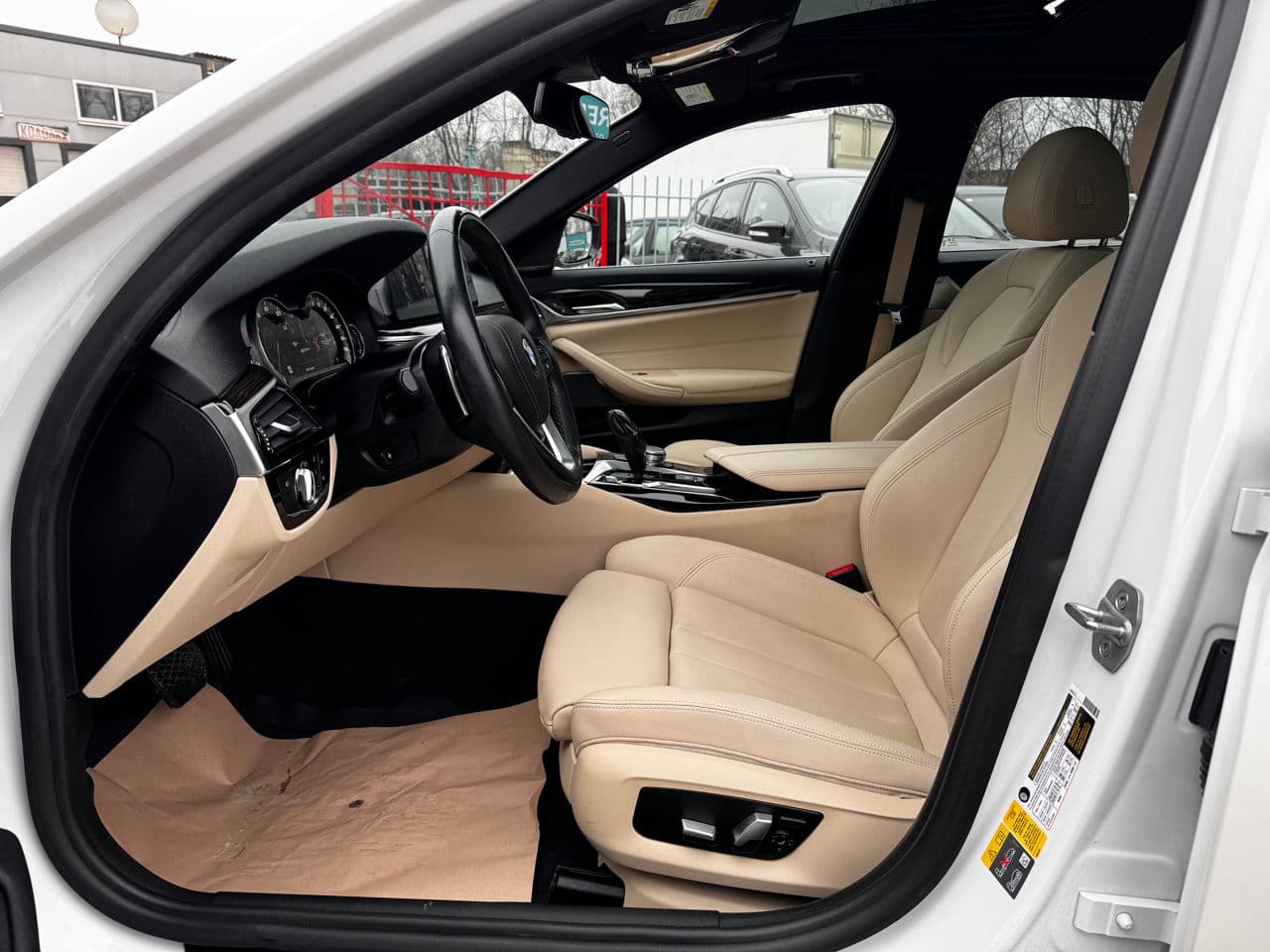 BMW 530e 2018 — Миниатюра 5