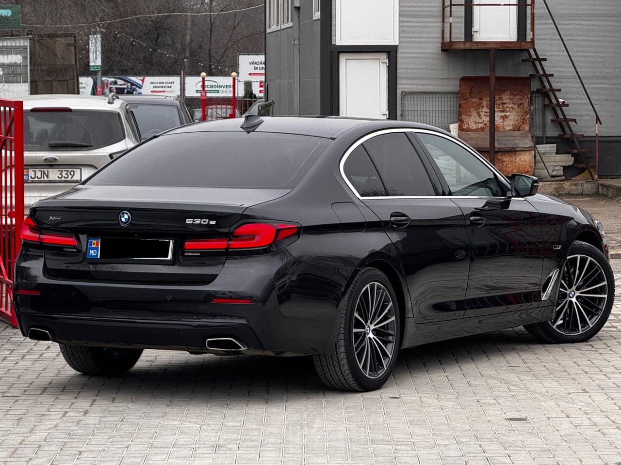BMW 530e 2023 — Миниатюра 2