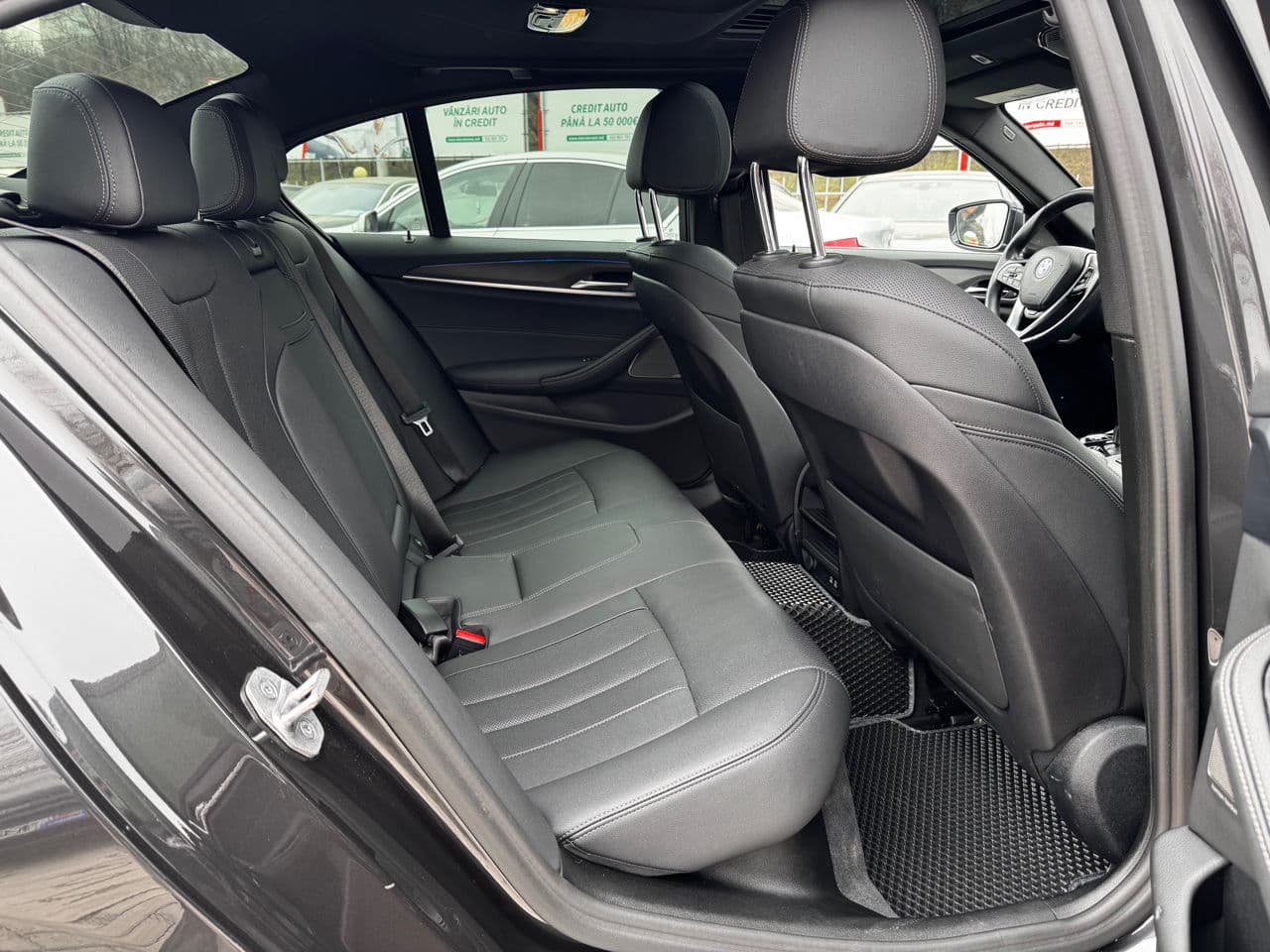 BMW 530e 2023 — Миниатюра 19