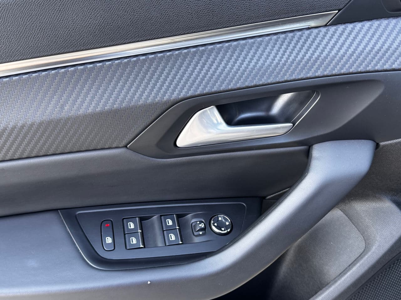Peugeot 508 2019 — Миниатюра 15