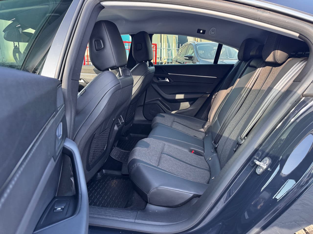 Peugeot 508 2019 — Миниатюра 17