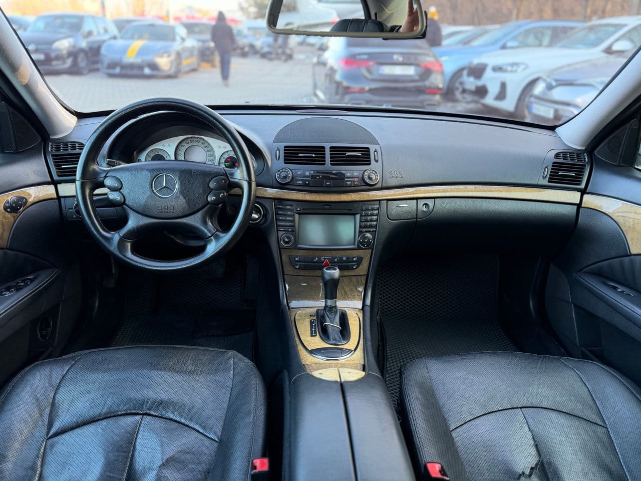2008 Mercedes E 200 — Miniatură 15
