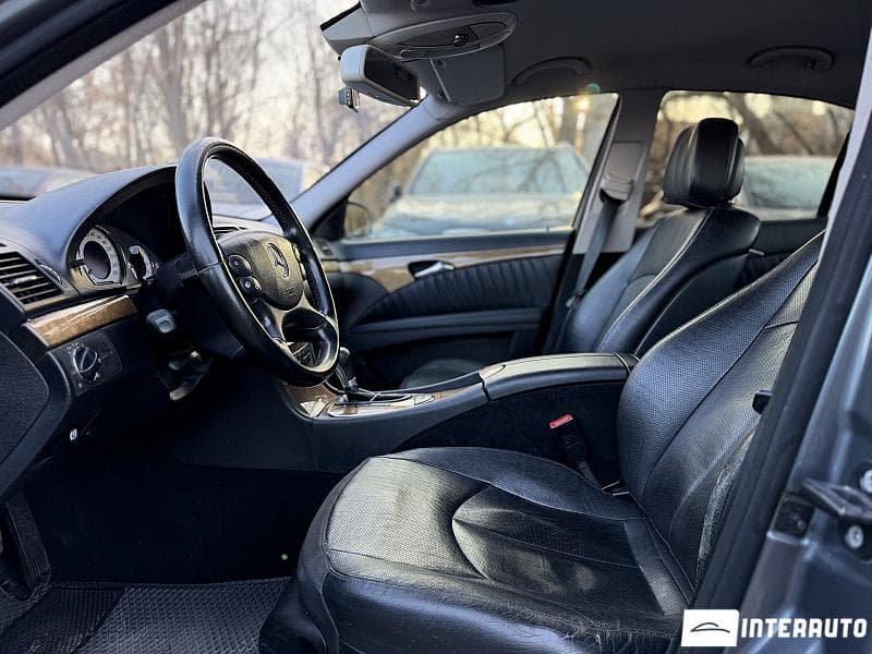 2008 Mercedes E 200 — Miniatură 7