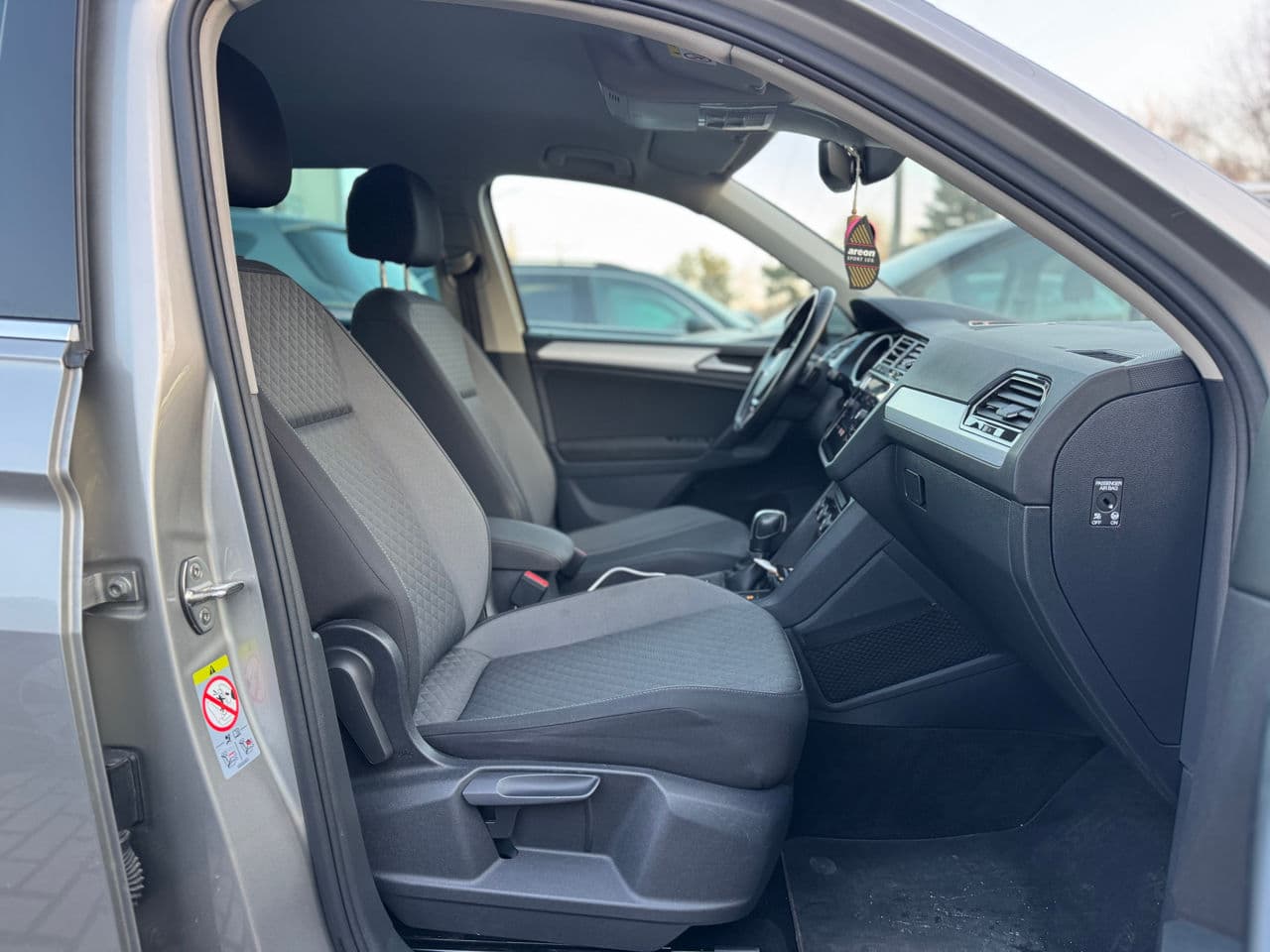 Volkswagen Tiguan 2020 — Миниатюра 15