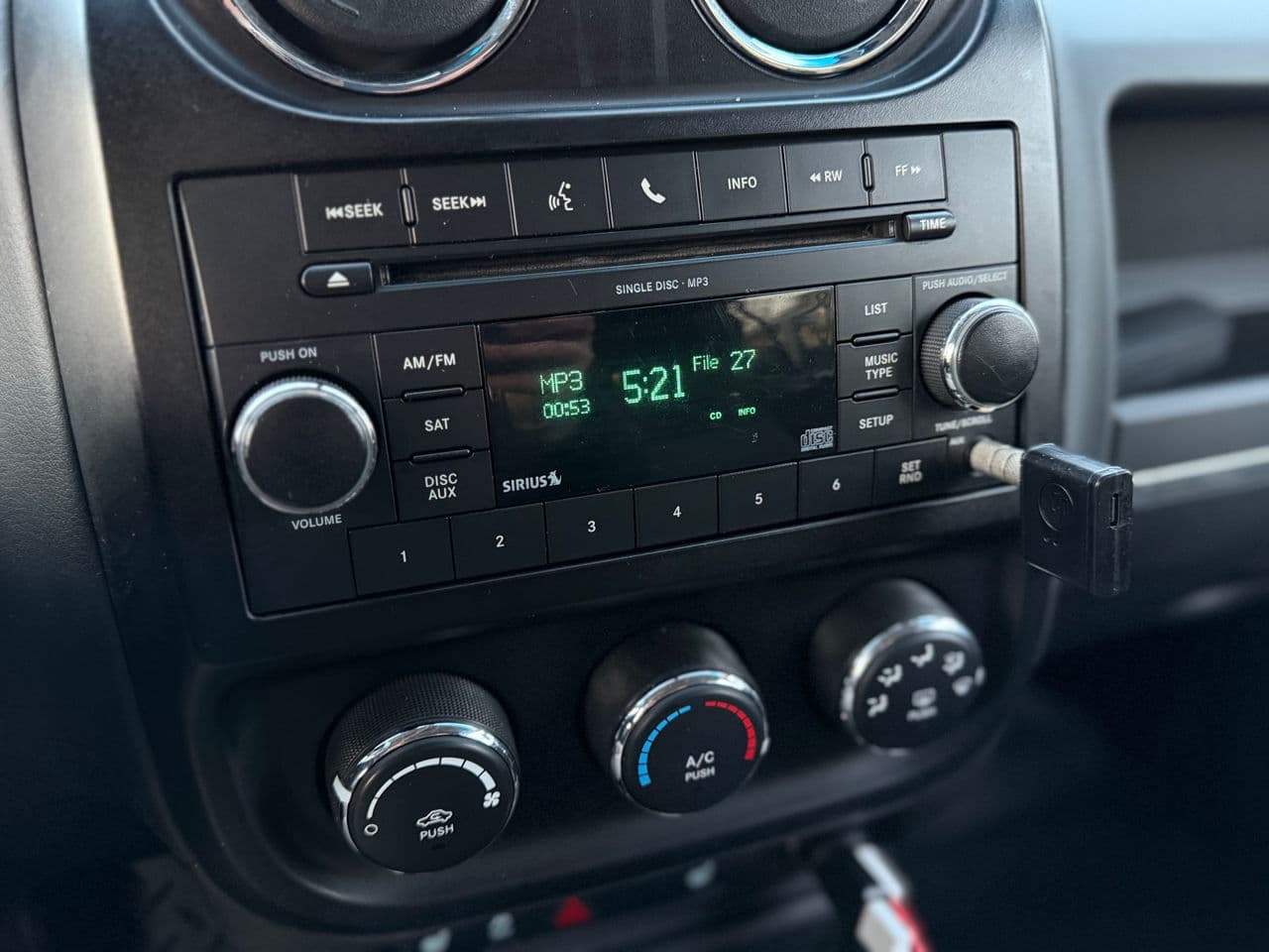 Jeep Compass 2011 — Миниатюра 10