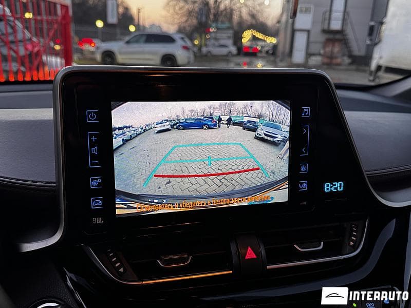 Toyota C-HR 2018 — Миниатюра 10