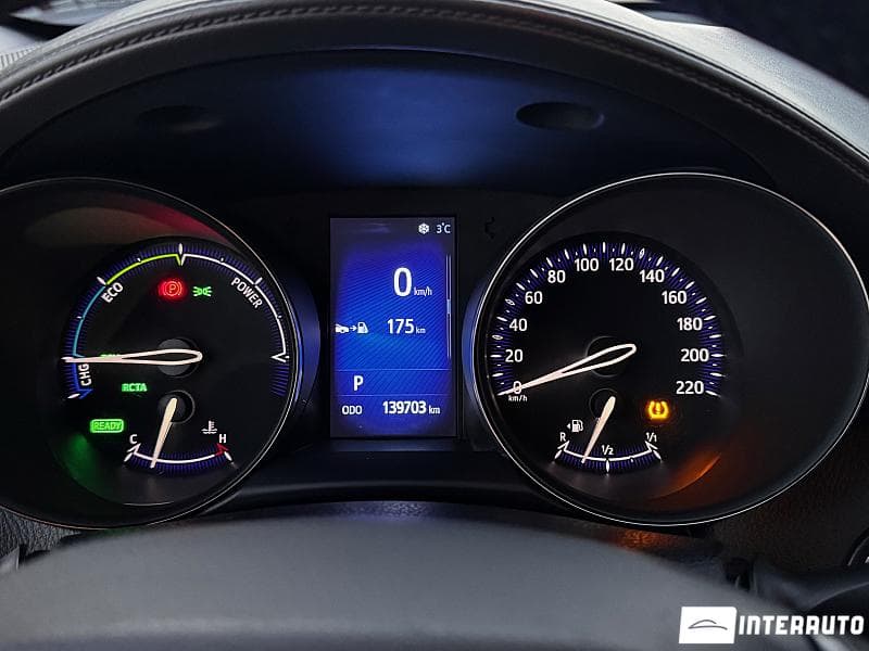 Toyota C-HR 2018 — Миниатюра 9
