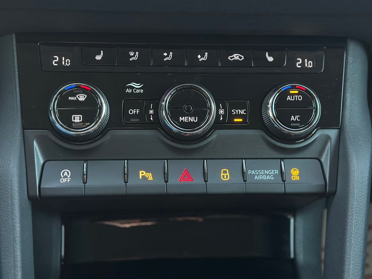 2022 Skoda Karoq — Miniatură 12