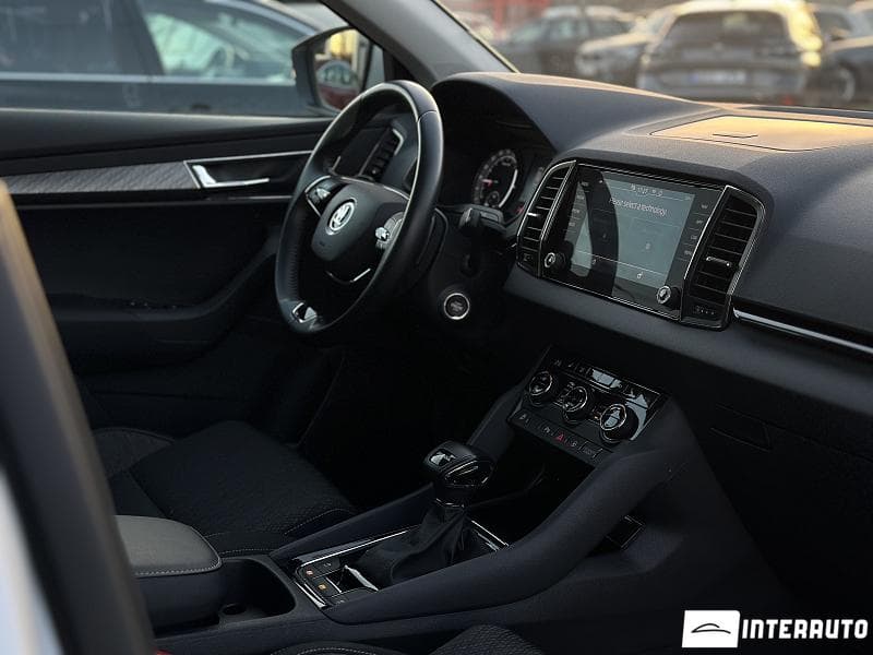 2022 Skoda Karoq — Miniatură 15