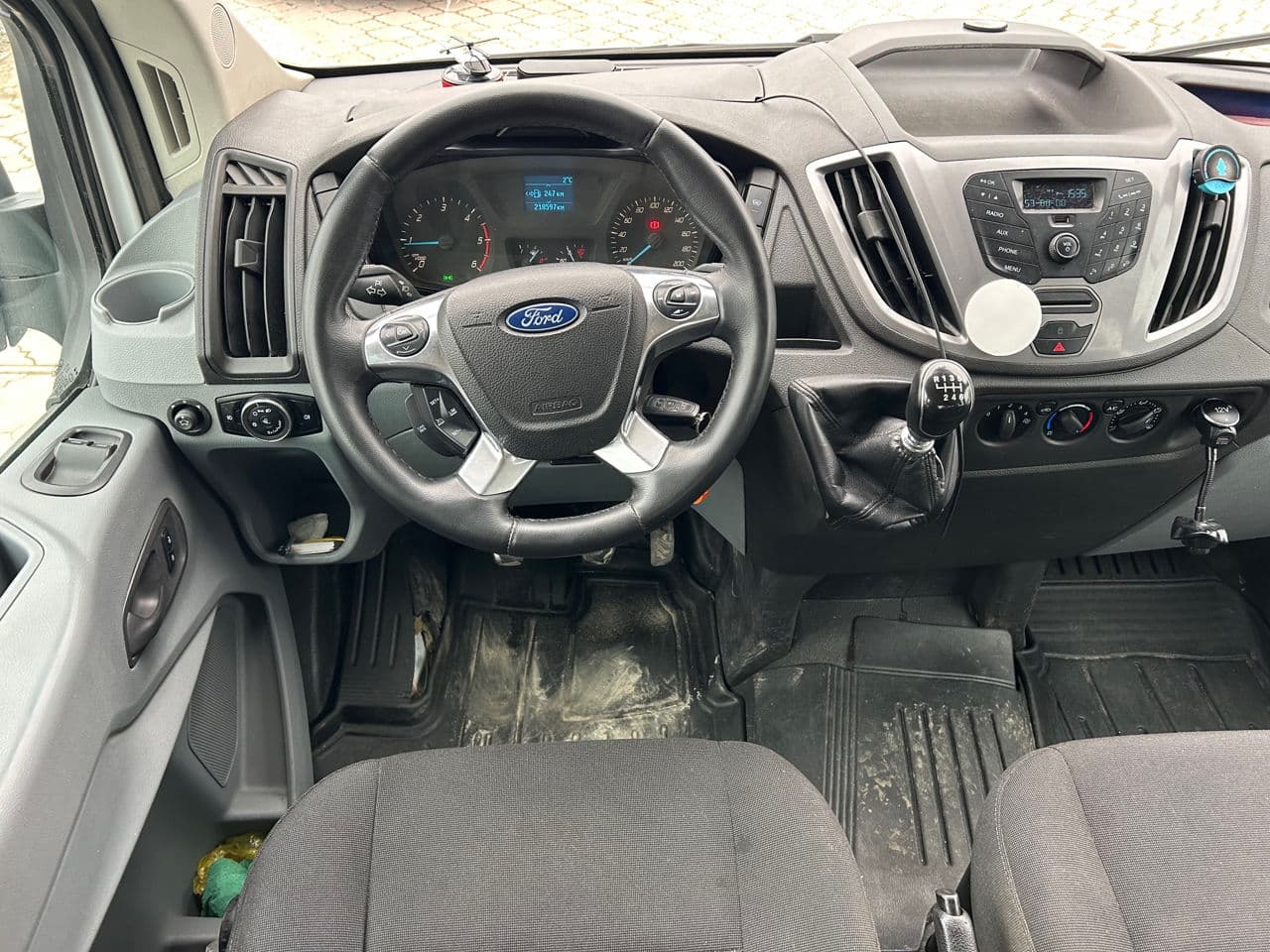 Ford Transit 2015 — Миниатюра 8