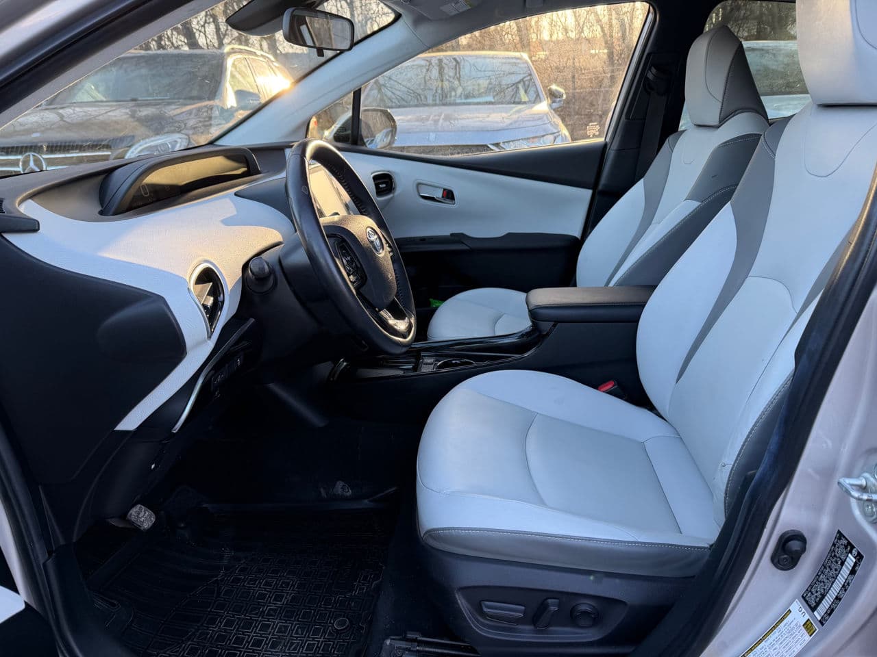Toyota Prius 2019 — Миниатюра 5