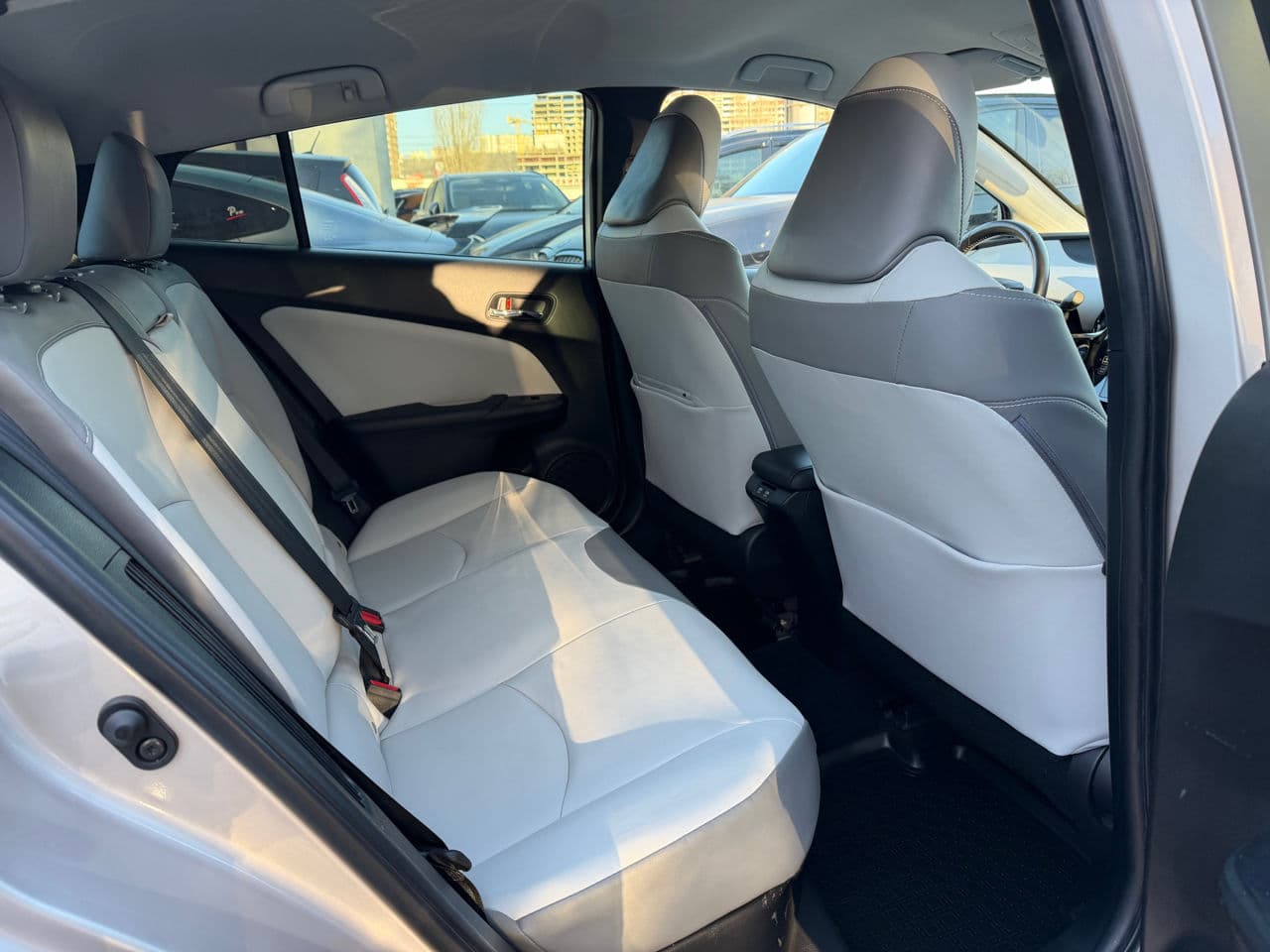 Toyota Prius 2019 — Миниатюра 8