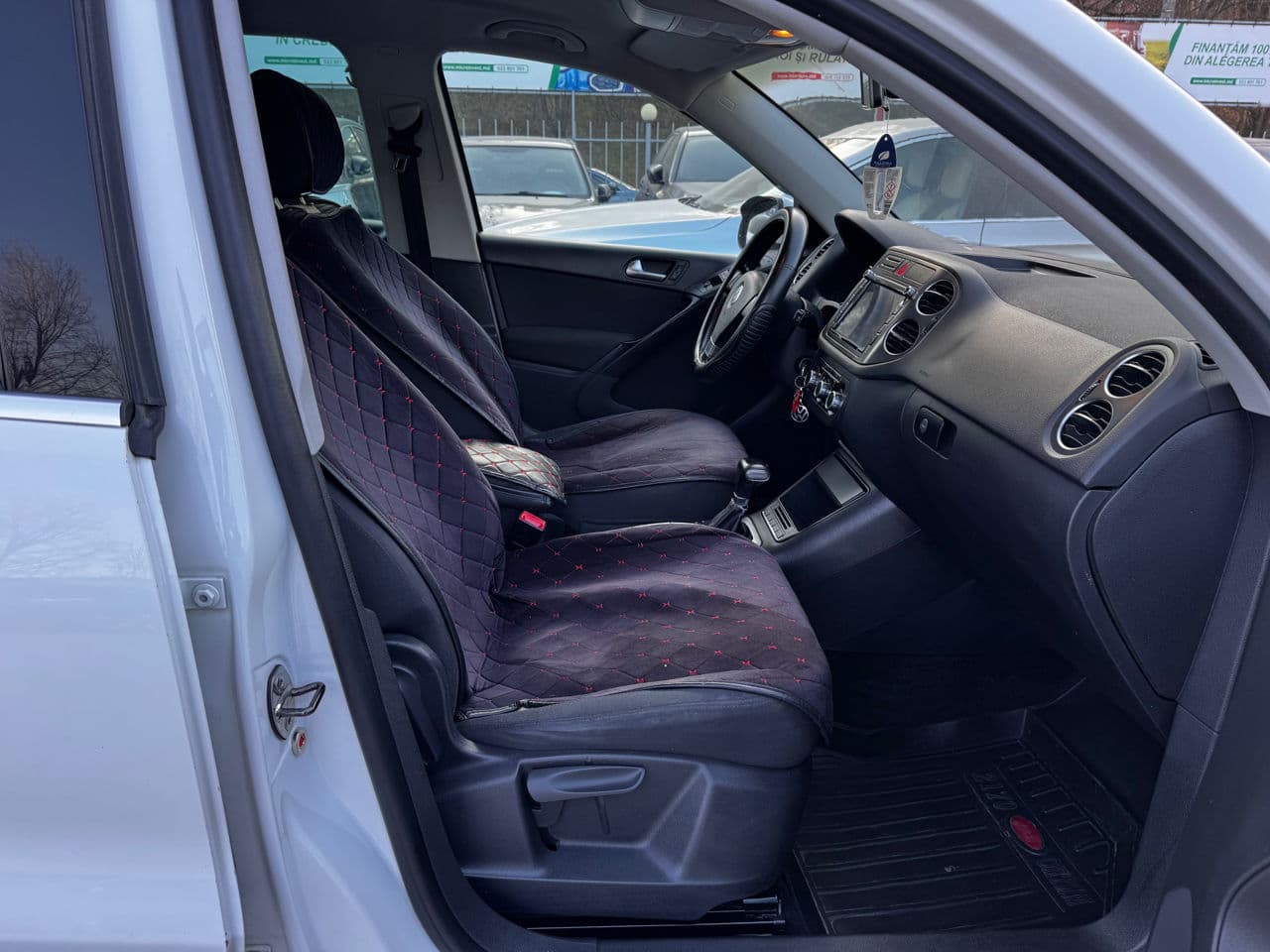 Volkswagen Tiguan 2009 — Миниатюра 6
