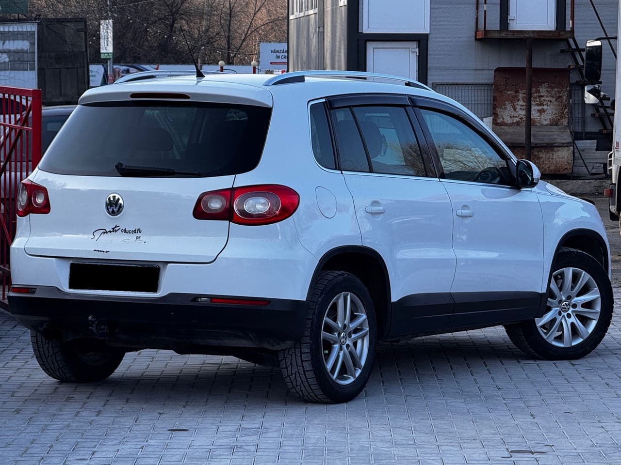 Volkswagen Tiguan 2009 — Миниатюра 4
