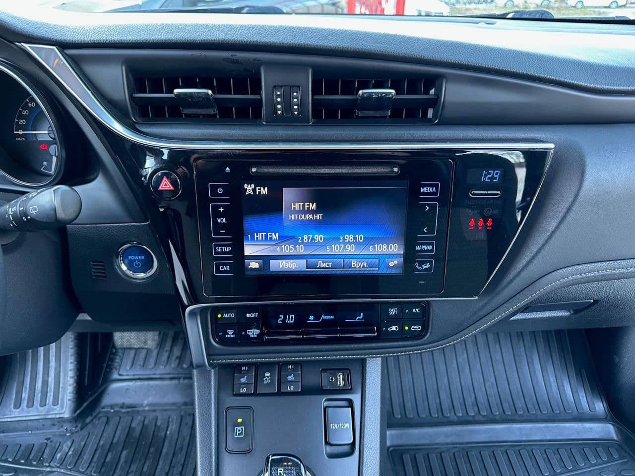 Toyota Auris 2018 — Миниатюра 12