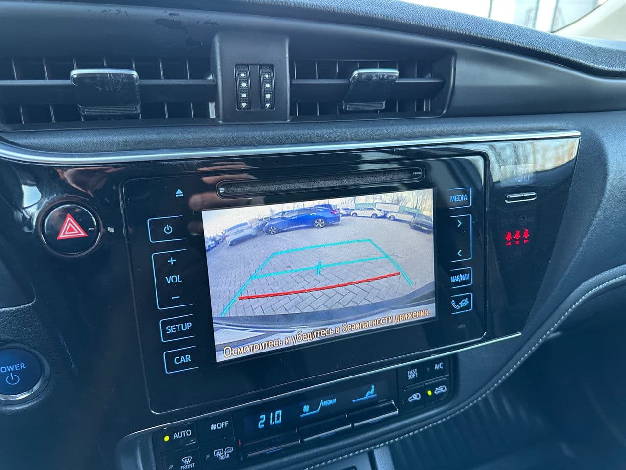 Toyota Auris 2018 — Миниатюра 13