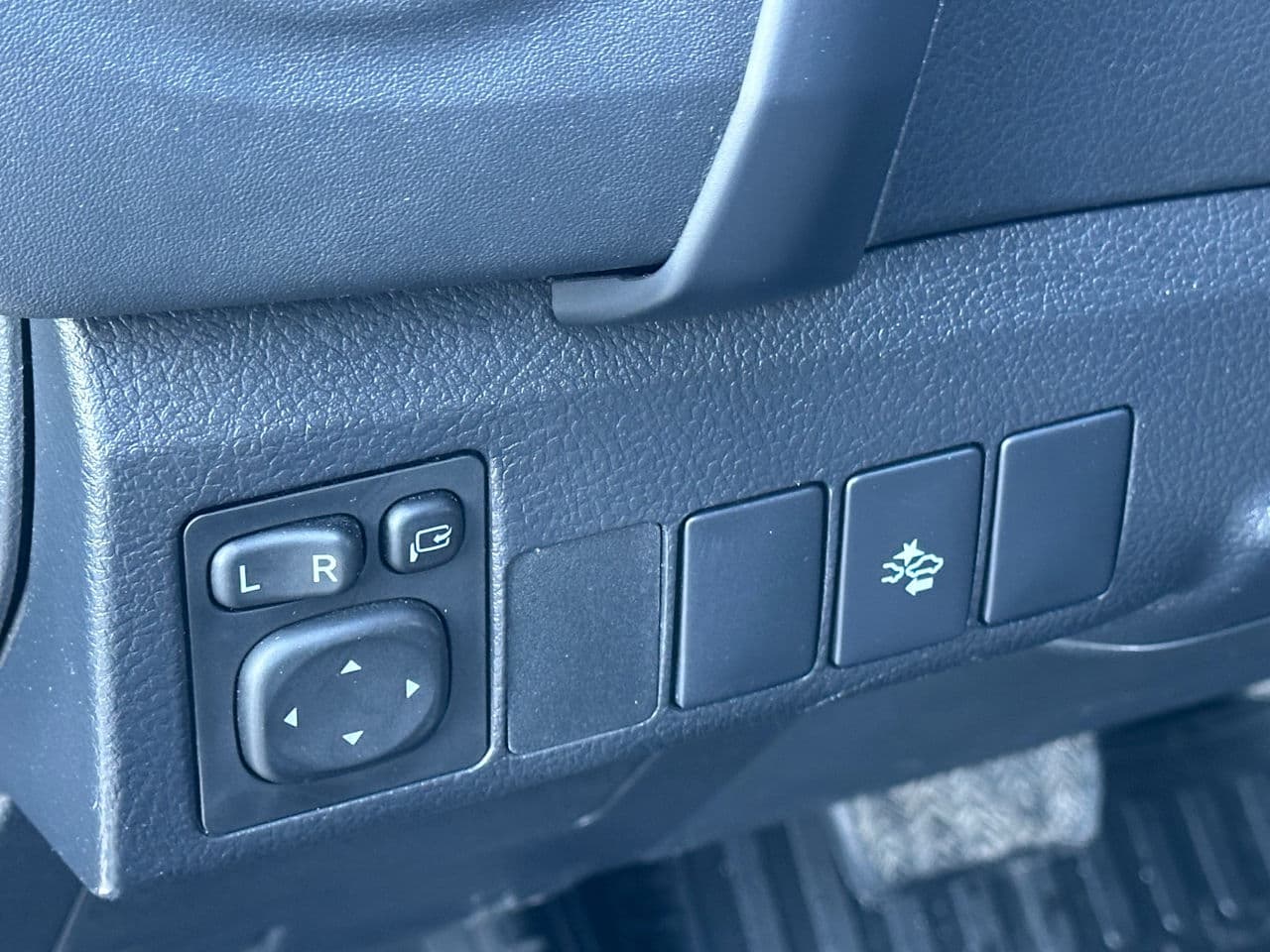 Toyota Auris 2018 — Миниатюра 15