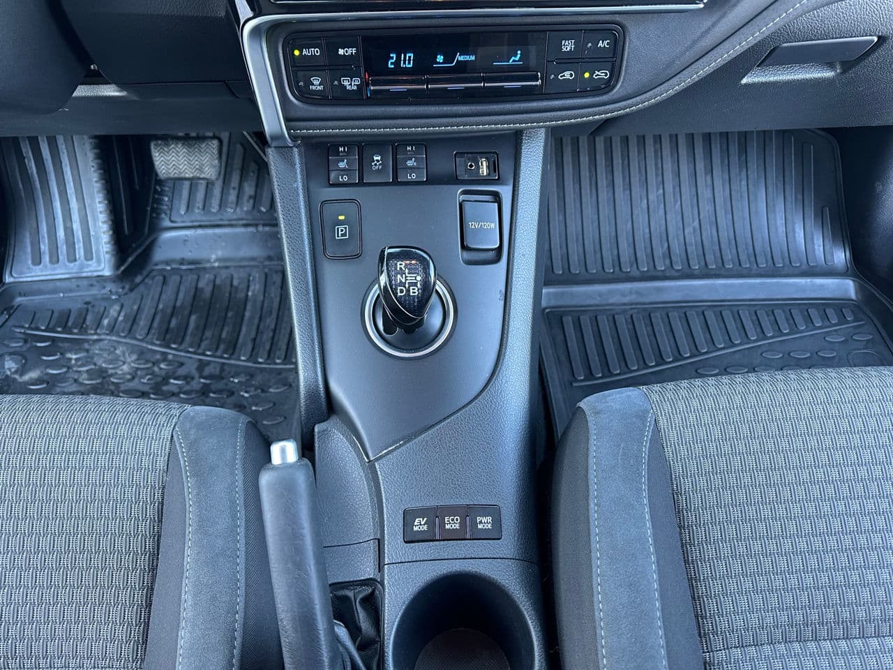 Toyota Auris 2018 — Миниатюра 14