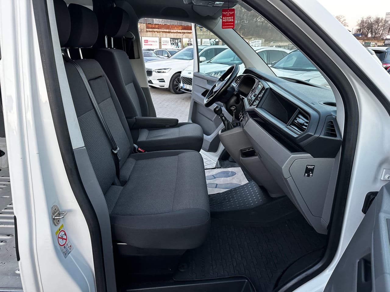 Volkswagen Transporter 2020 — Миниатюра 15