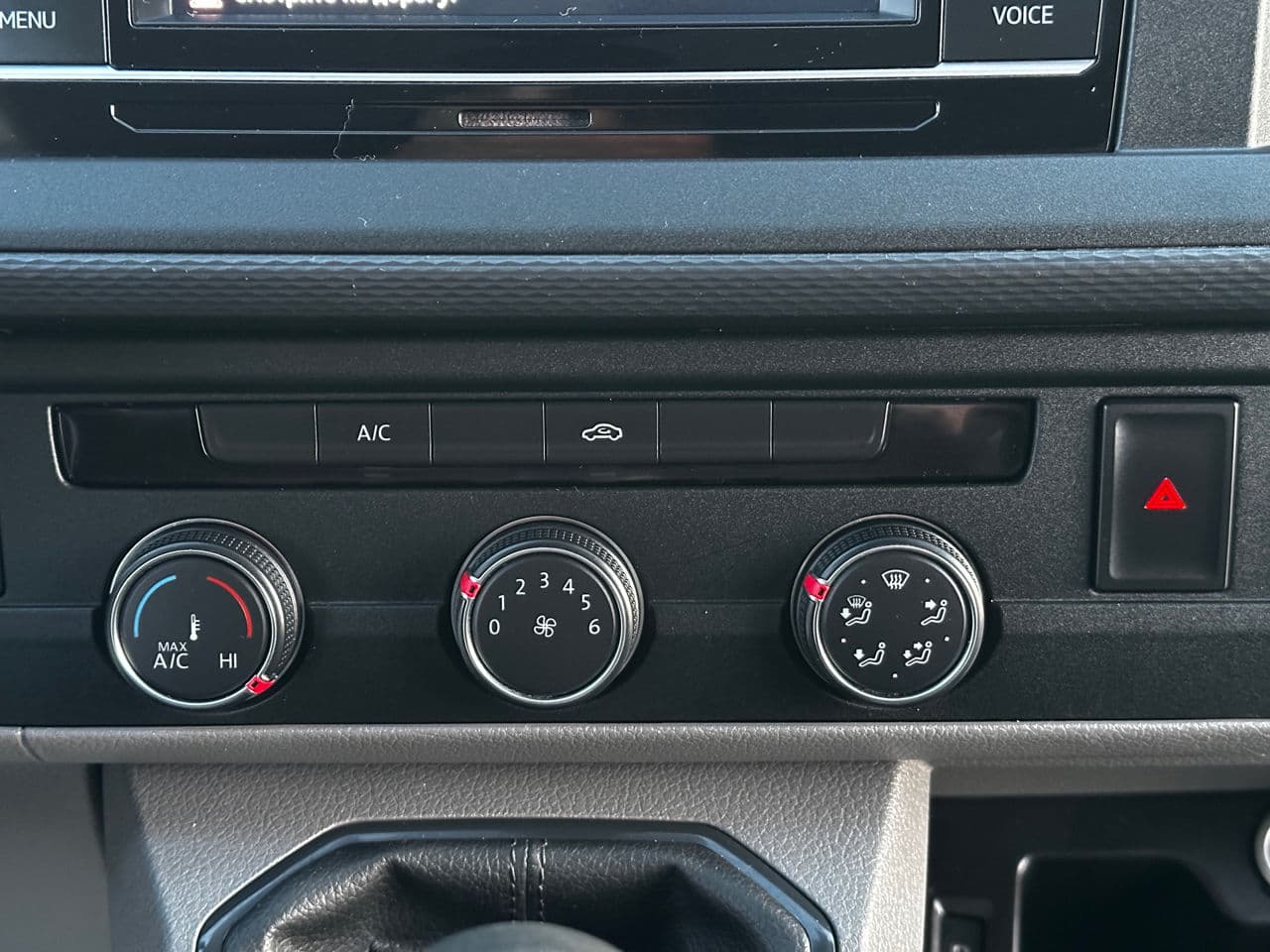 Volkswagen Transporter 2020 — Миниатюра 11